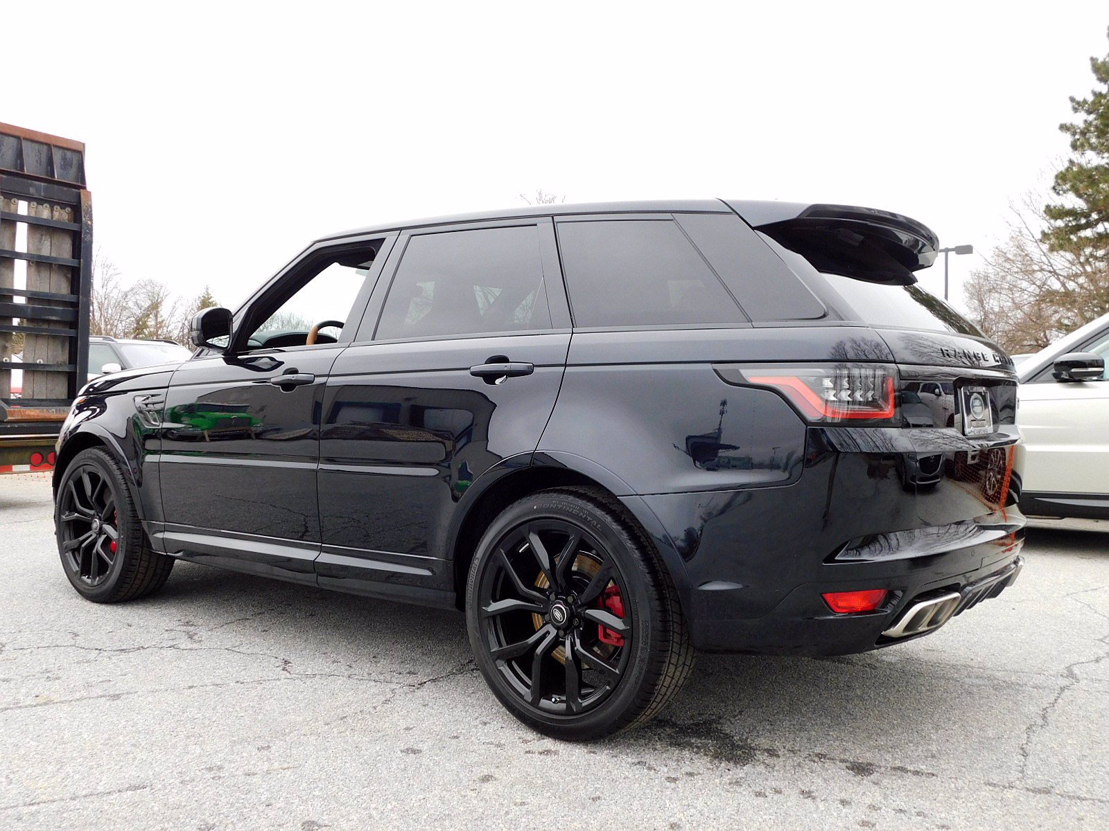 New 2020 Land Rover Range Rover Sport SVR Sport Utility in ...